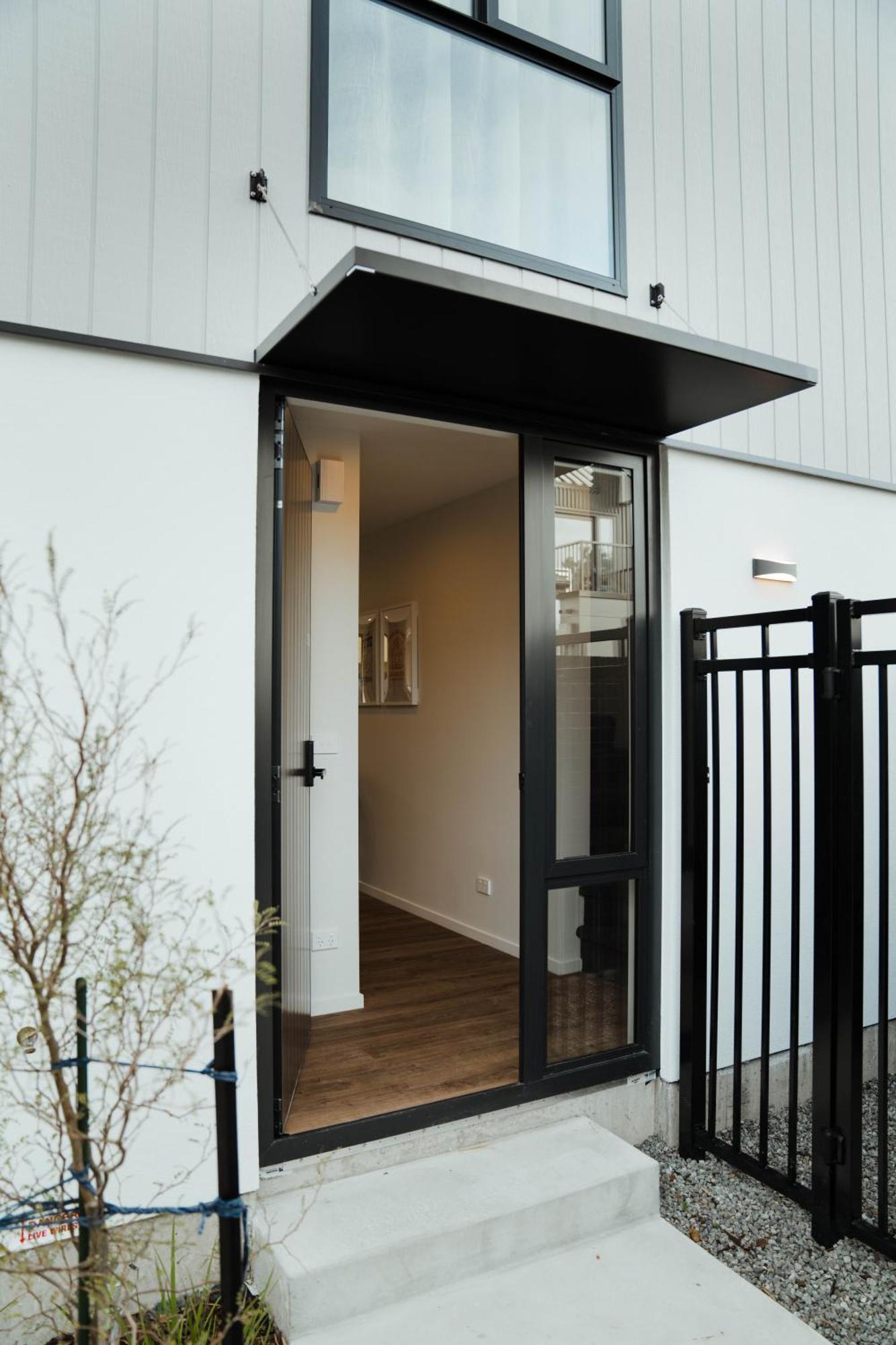 New Townhouse, Heart Of City Centre, 2 Bed 2 Bath, Car Park Christchurch Bagian luar foto